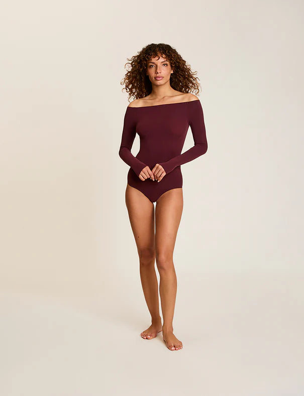 Ballet Off-Shoulder Bodysuit With Thumbholes Raisin - Commando