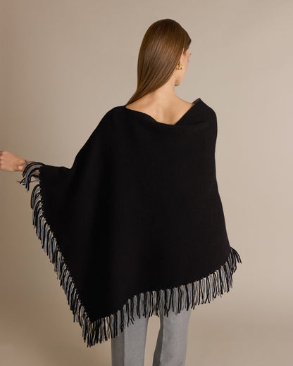 Merino Kali Reversible Fringe Poncho Black/Stone - Alashan