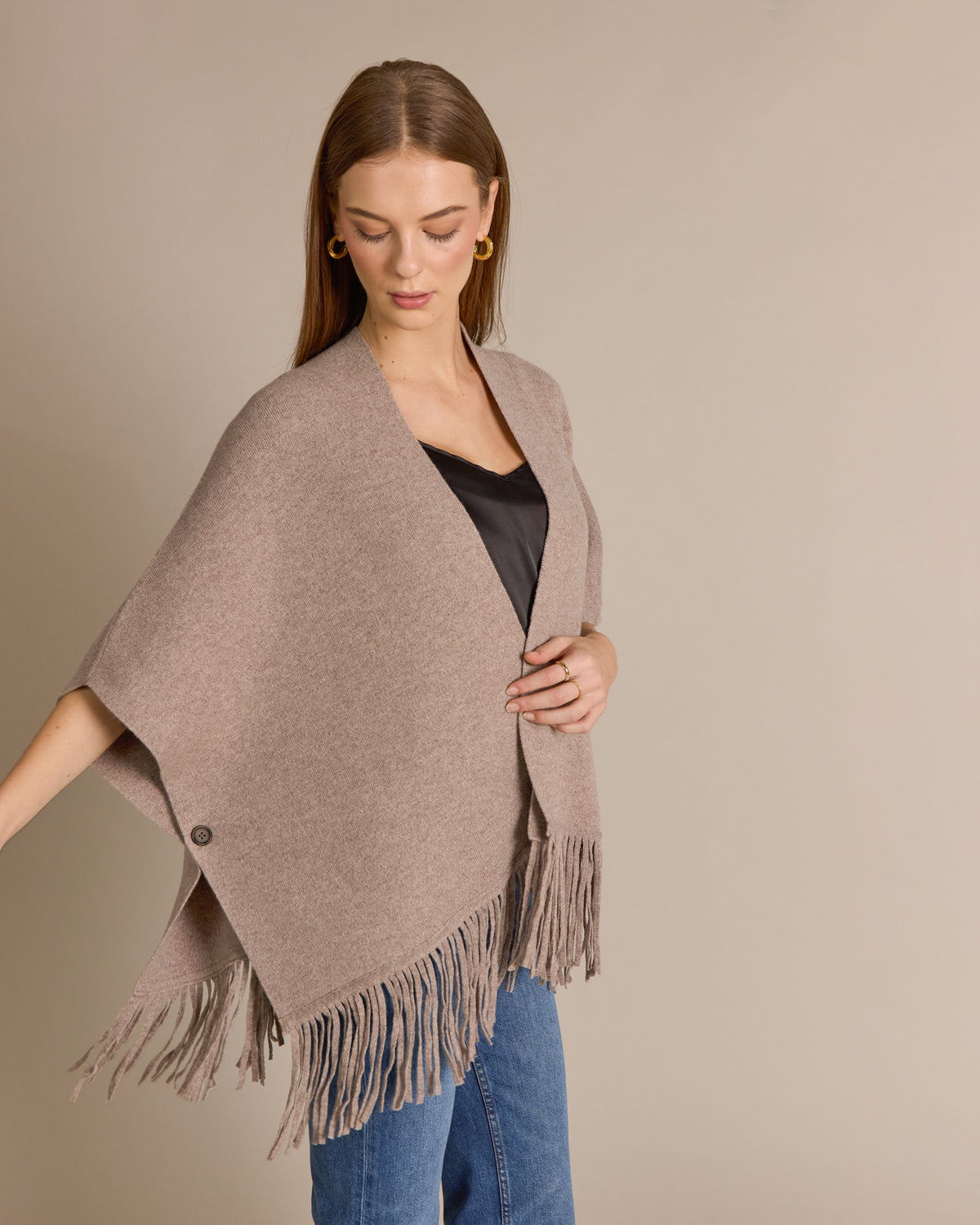 Merino Phoenix Fringe Ruana Coconut - Alashan