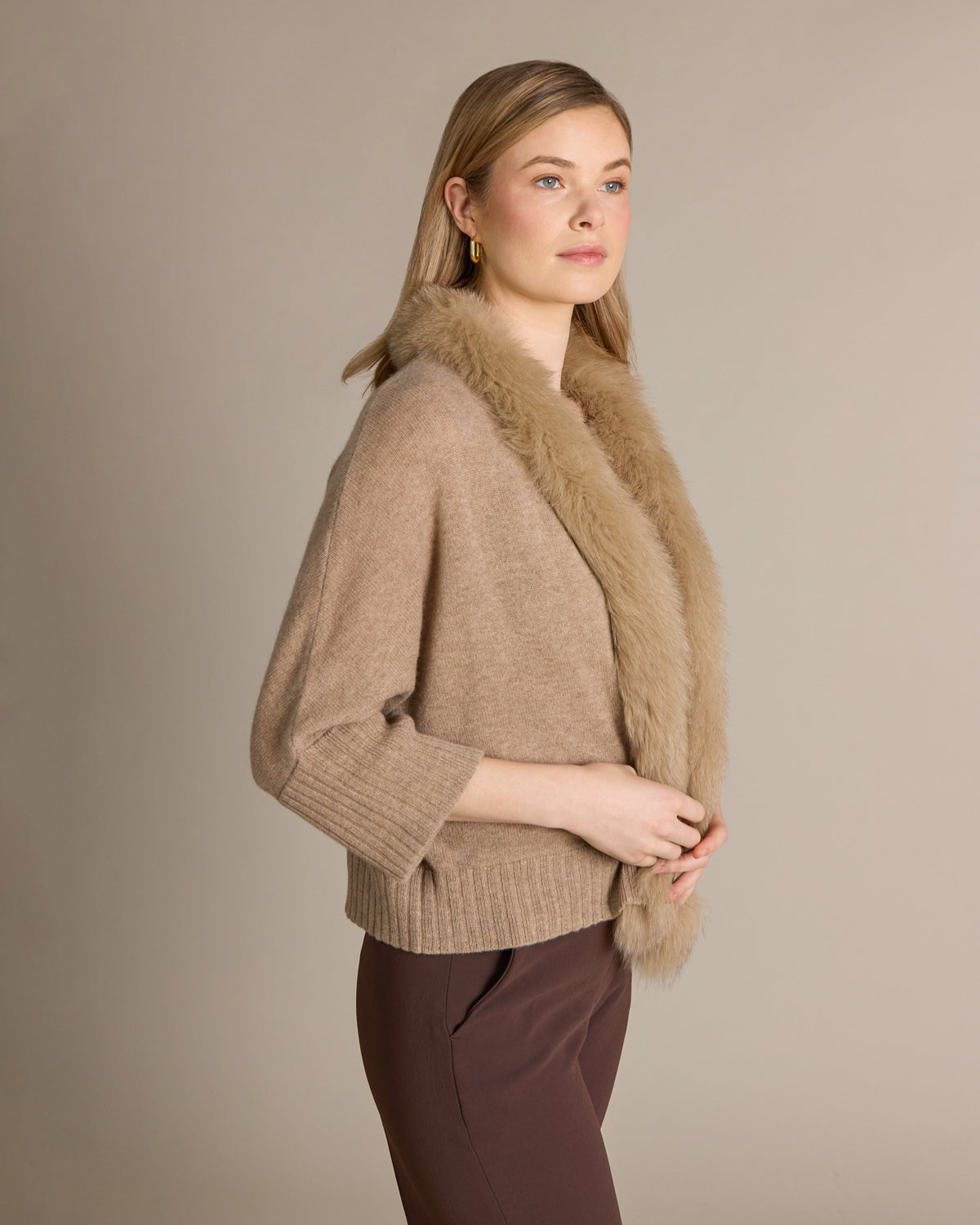Cashmere Abigail Fox Trim Shrug Natural - Alashan