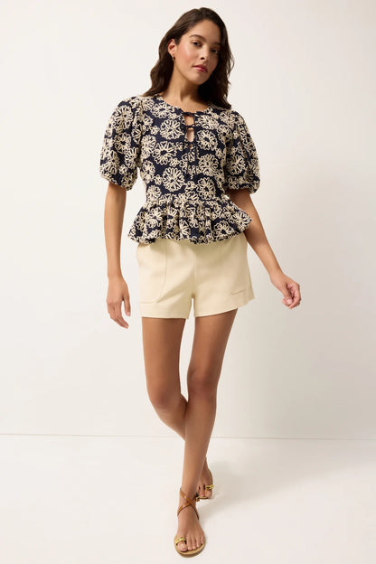 Mia Short Sand - Marie Oliver