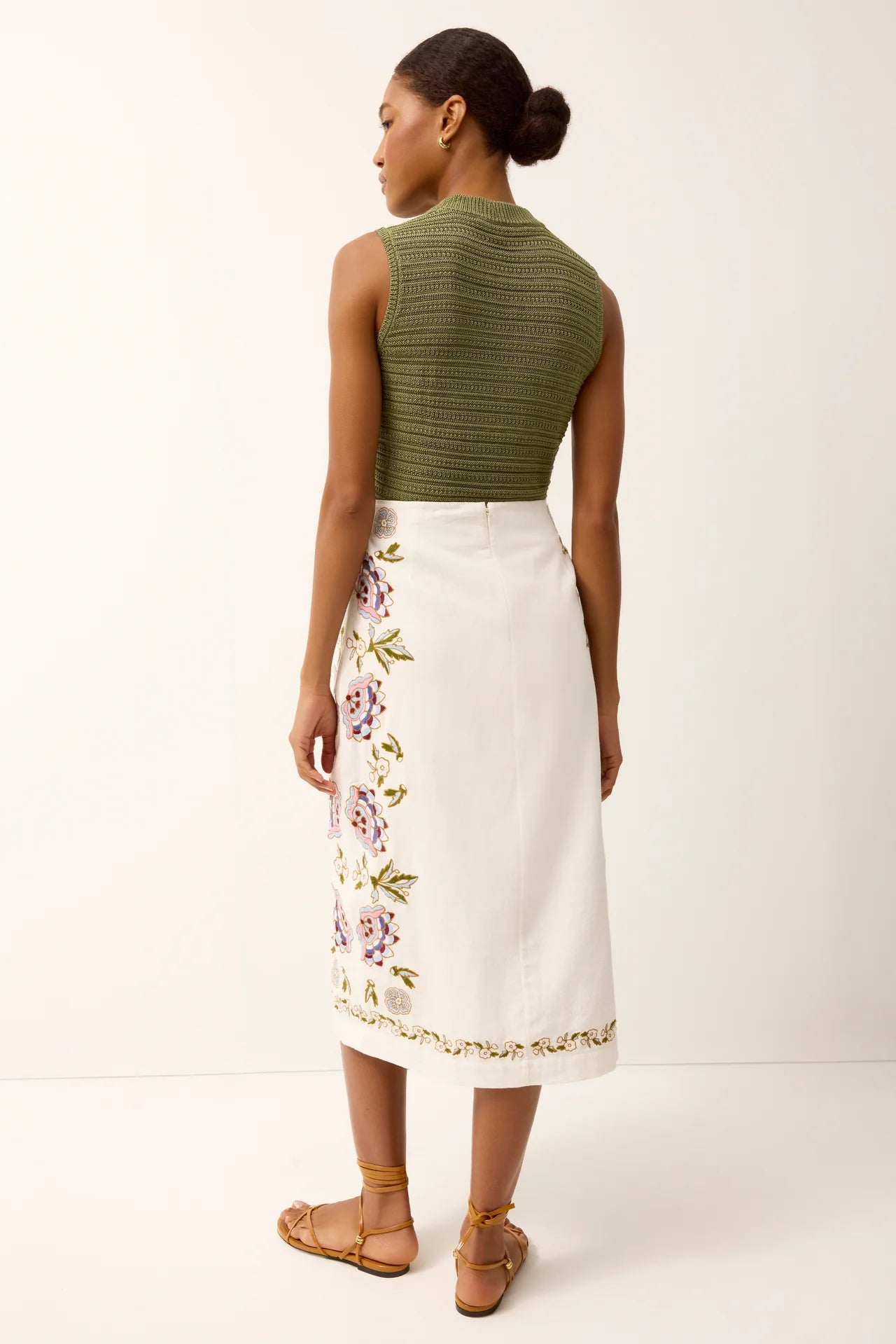 Nev Top Pesto - Marie Oliver