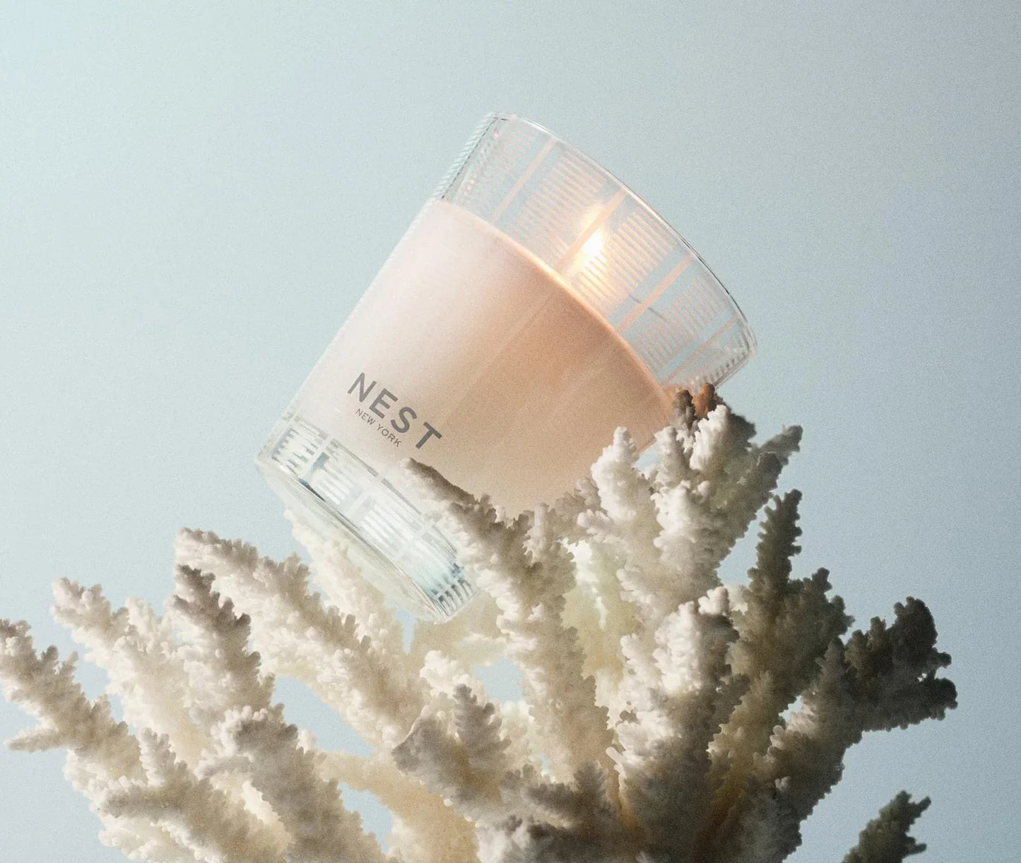 Classic Candle Ocean Mist & Sea Salt - Nest