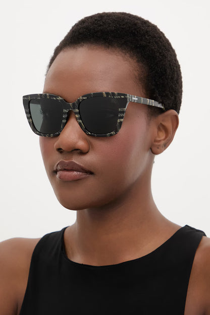 Check Cat-eye Sunglasses Grey/Dark Grey - Burberry