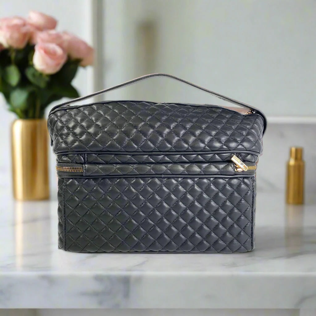 Stylist Travel Bag Timeless Quilted - PurseN