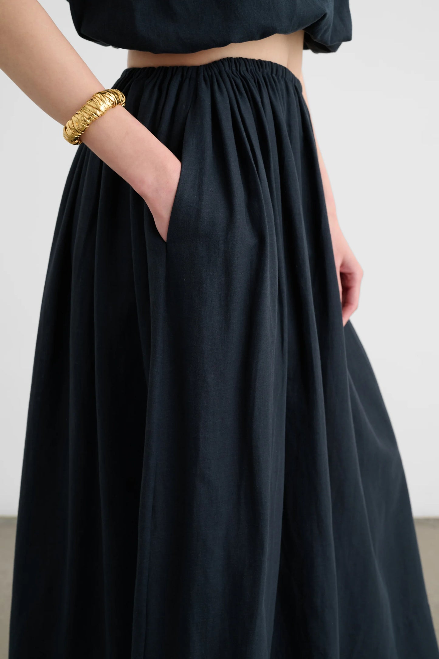 Imogen Pull-On Midi Skirt Washed Jet - Toccin