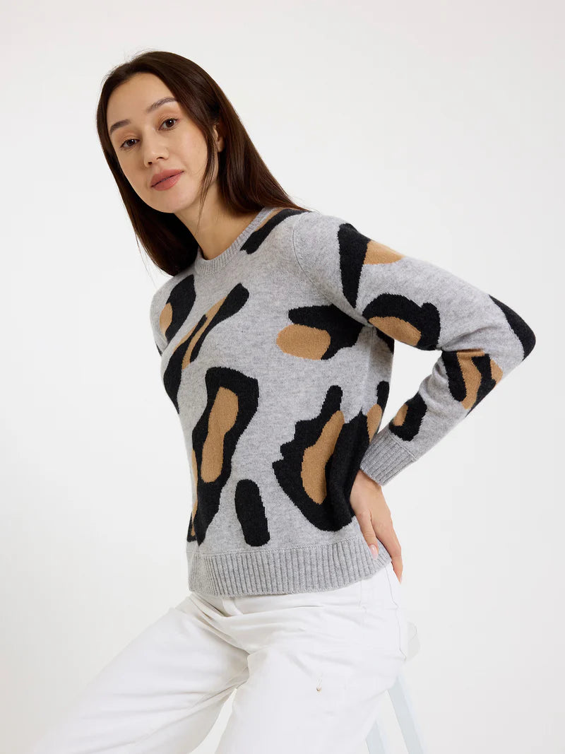 Abstract Leopard Cashmere Crew Neck Jumper Super Grey - Brodie Cashmere