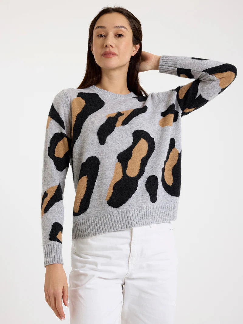Abstract Leopard Cashmere Crew Neck Jumper Super Grey - Brodie Cashmere