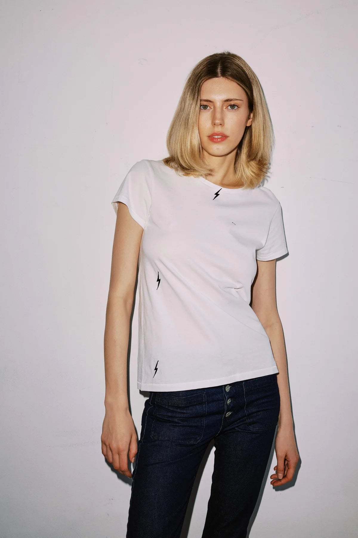 Embroidered Cotton T-Shirt Bolt White - Catherine Gee