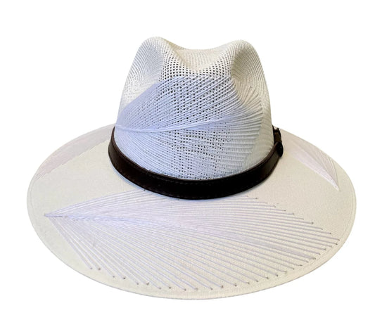 Pluma Embroidered Hat White - Chisme Lifestyle