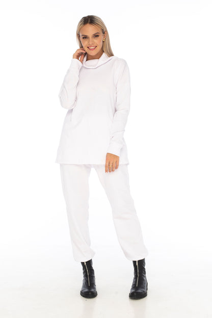 Loungewear Turtleneck Sweater White - Skemo