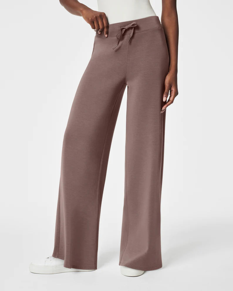 Spanx AirEssentials Wide Leg Pant in Lunar