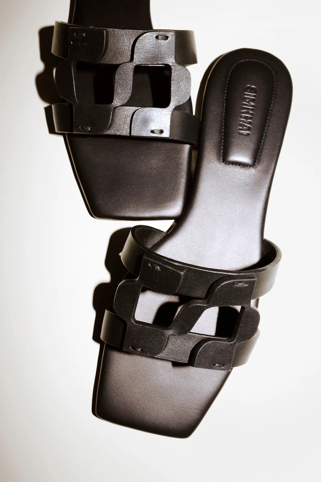 Monogram Slide Black - Simkhai