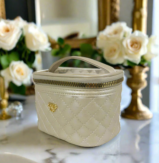 Getaway Jewelry Case Pearl Quilted - PurseN