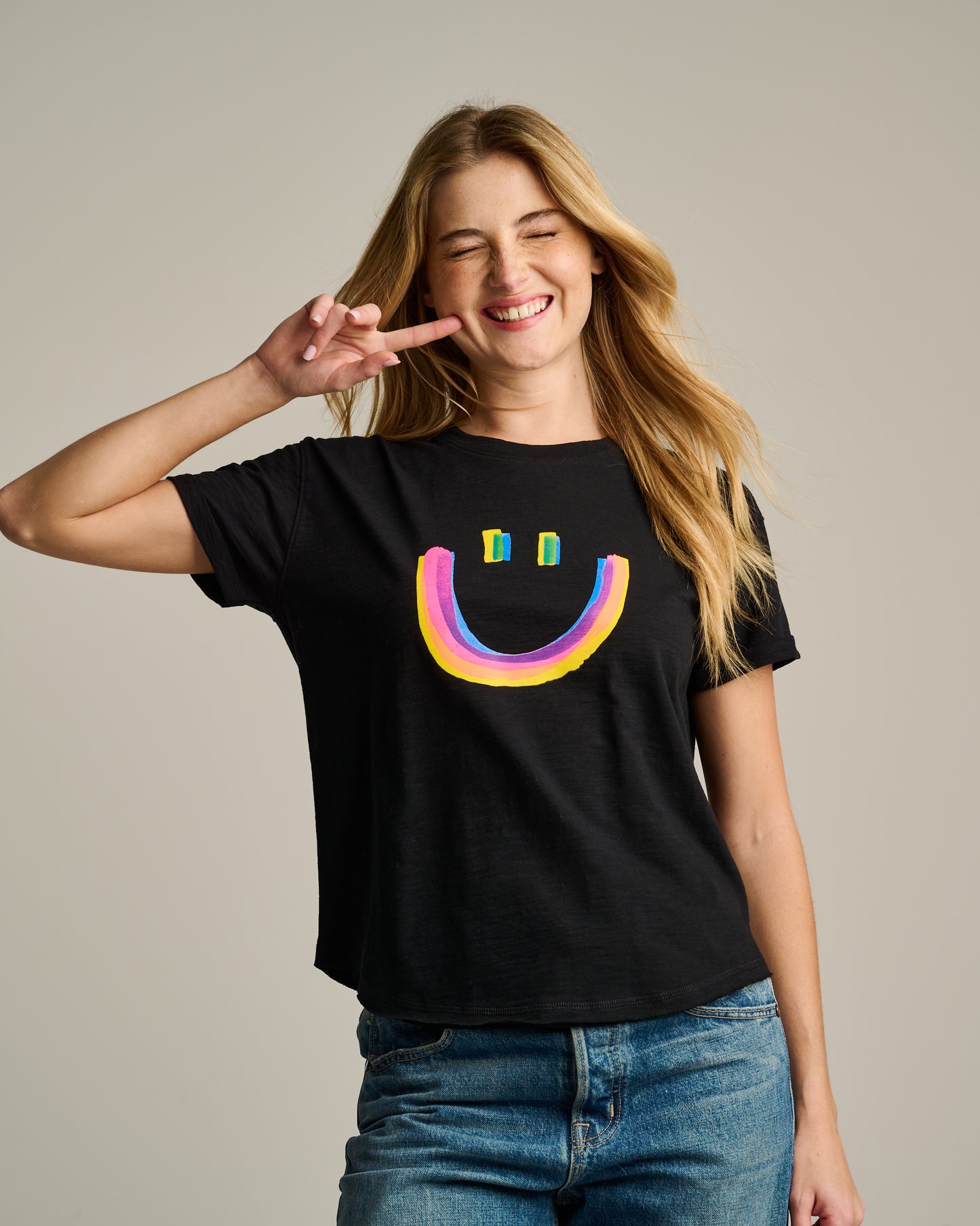 All Smiles Tee Black - Lisa Todd