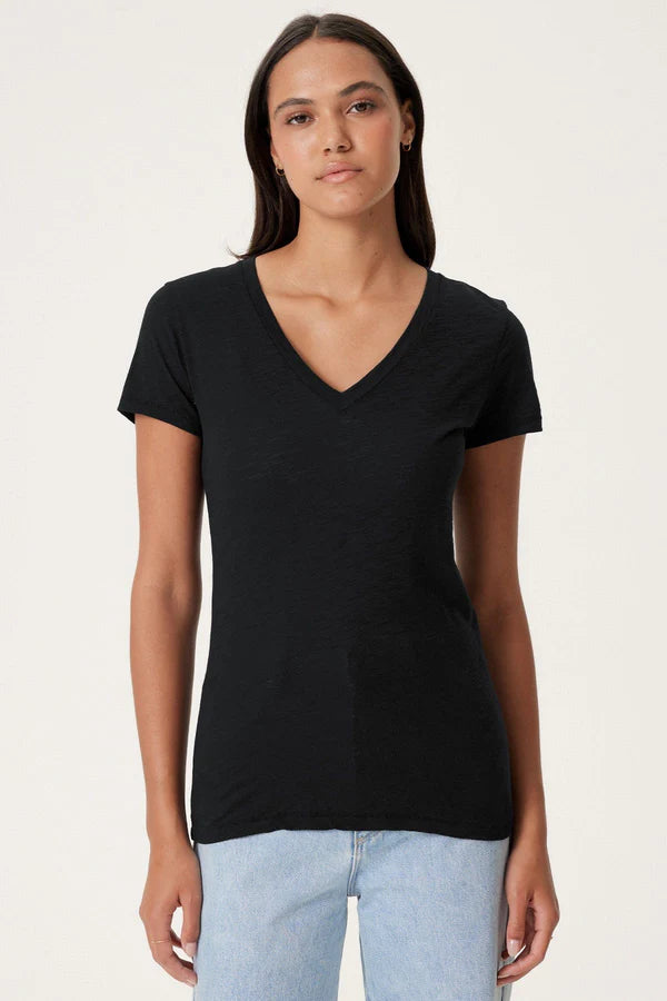 Signature Slub V Neck Tee Black - Goldie Lewinter
