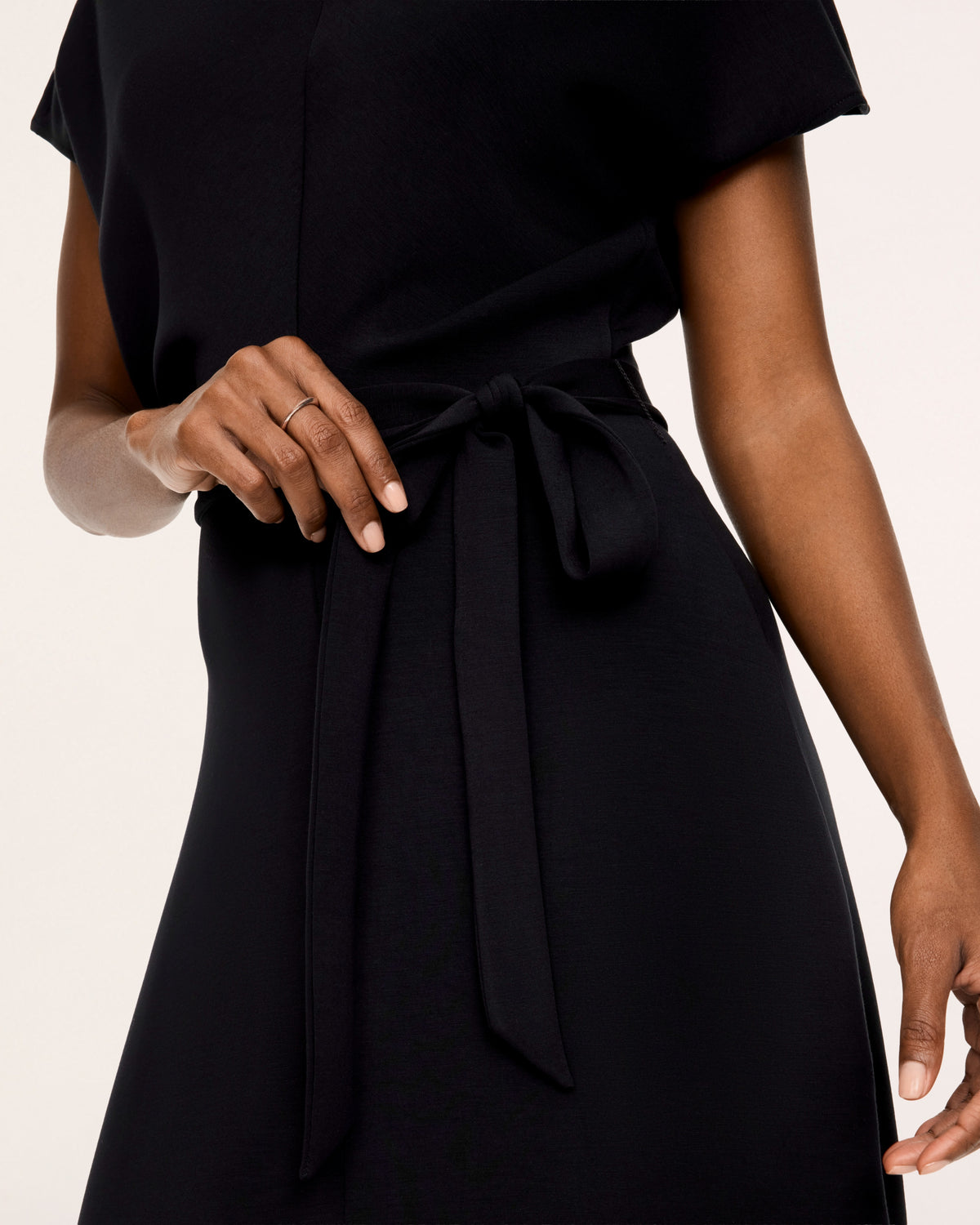 Airessentials Draped Tie-Waist Maxi Dress Very Black - SPANX