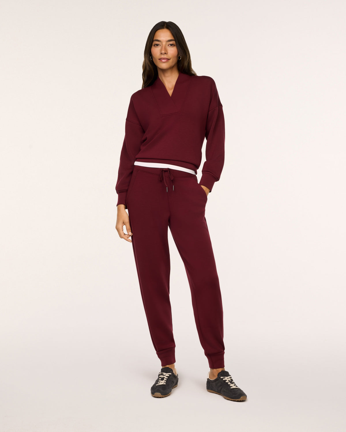 Airessentials V-Neck Long Sleeve Top Vino - SPANX