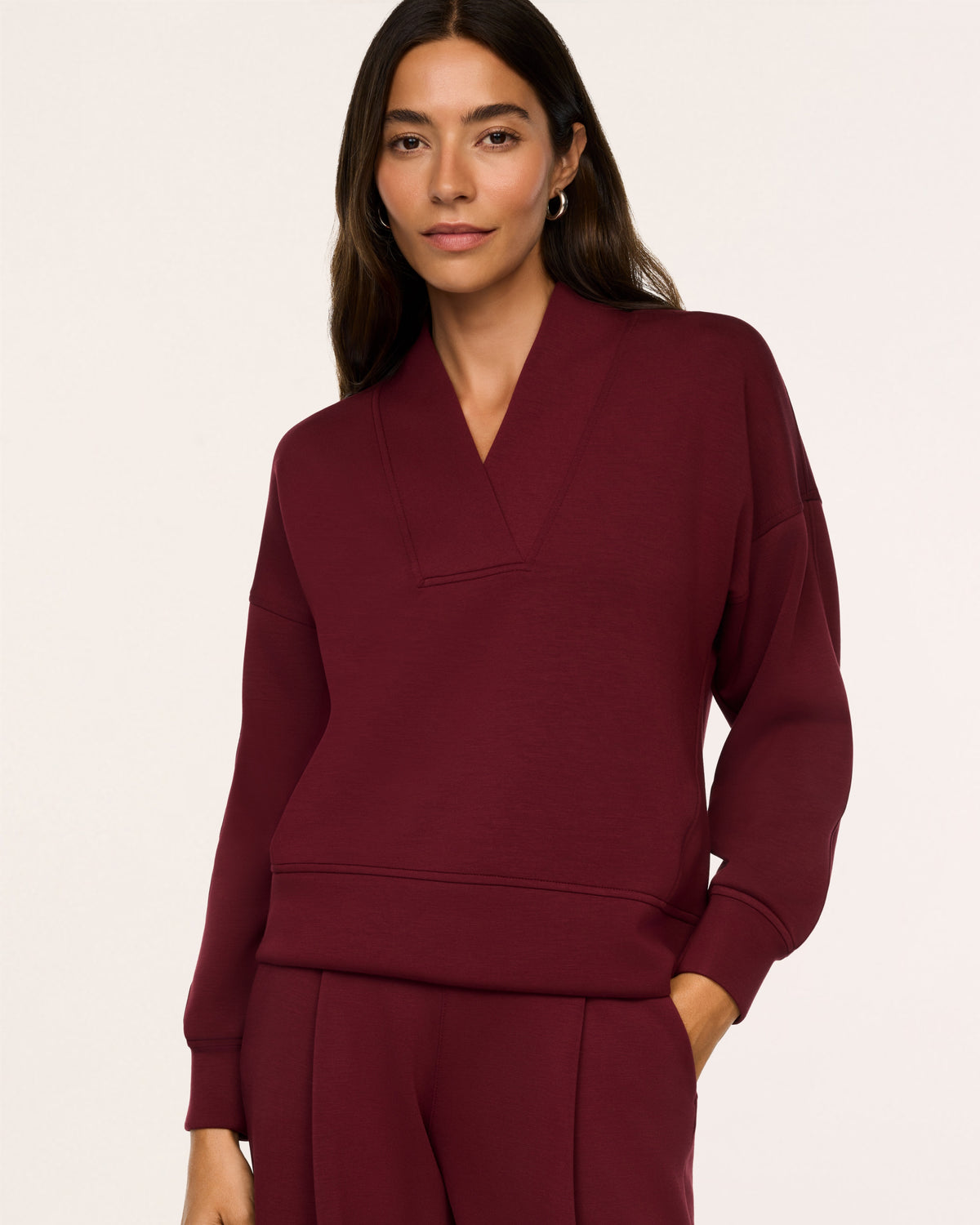Airessentials V-Neck Long Sleeve Top Vino - SPANX