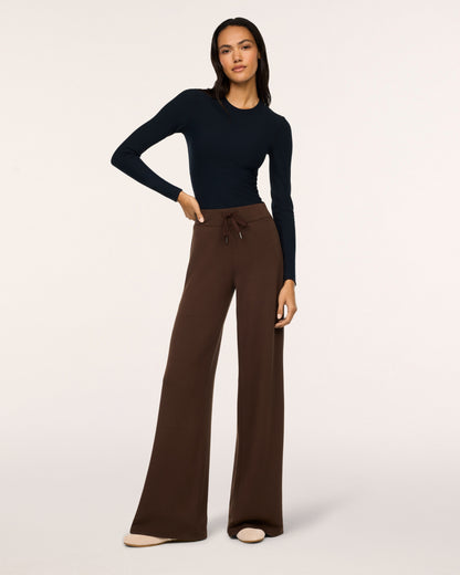 Airessentials Wide Leg Pant Umber Root - SPANX