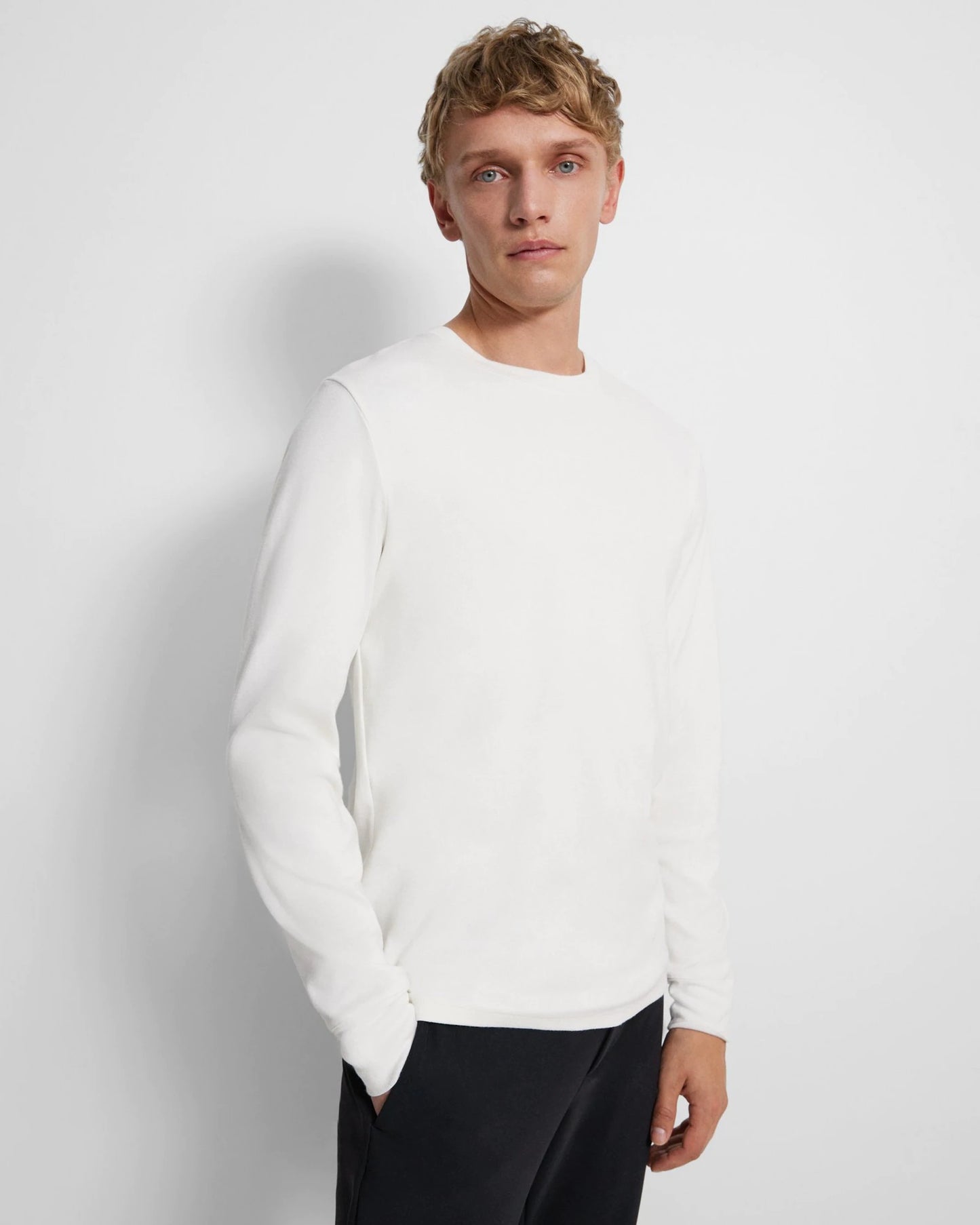 Essential Long-Sleeve Tee White - Theory