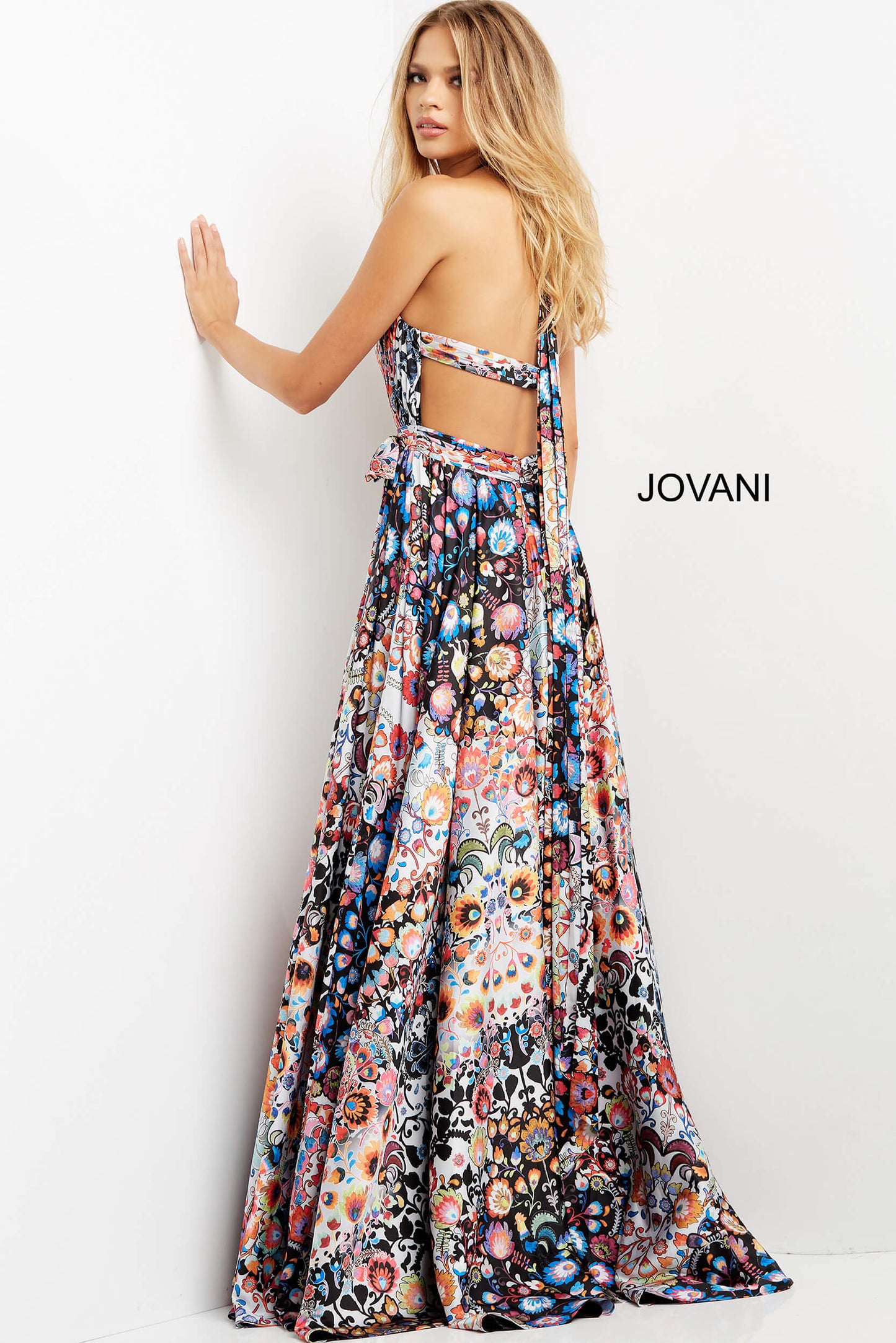 Jovani - Halter Neck Evening Maxi Gown Multi